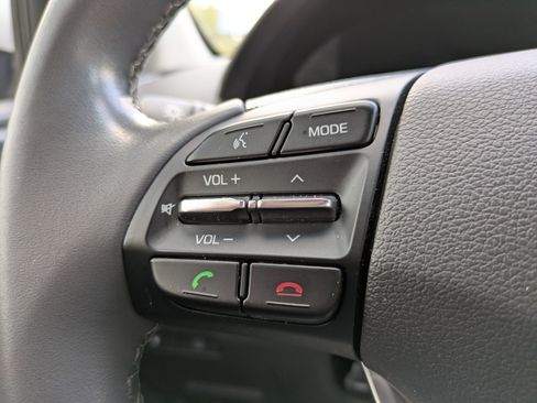 Used 2017 Hyundai Ioniq Limited image 21