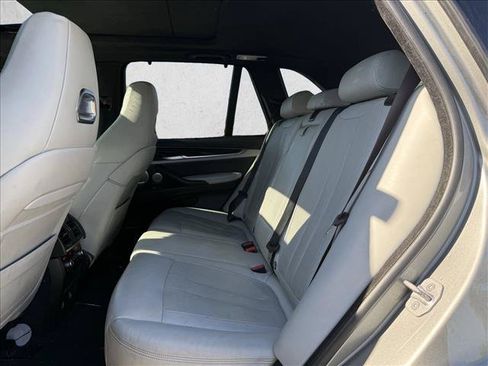 Used 2015 BMW X5 M AWD/4WD image 14