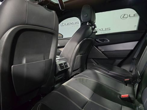 Used 2021 Land Rover Range Rover Velar R-Dynamic S image 26