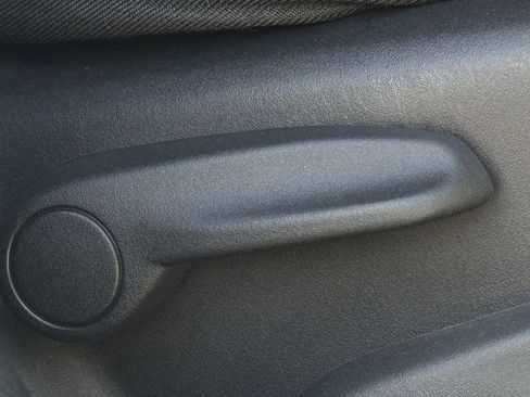 Used 2025 Jeep Compass Limited AWD/4WD image 24