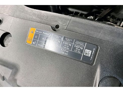 Used 2016 Ford Taurus SEL w/ Equipment Group 201A image 32