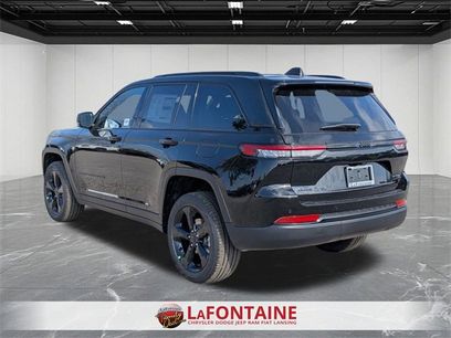 New 2025 Jeep Grand Cherokee Limited w/ Black Appearance Package