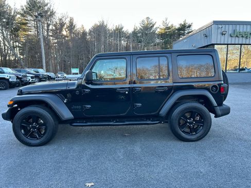 Used 2021 Jeep Wrangler Unlimited Sport image 16