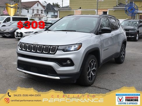 Used 2025 Jeep Compass Limited image 1