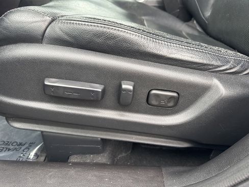 Used 2016 Honda CR-V Touring image 22