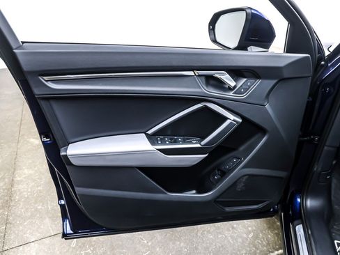 Used 2023 Audi Q3 2.0T Premium w/ Black Optic Sport Package image 22