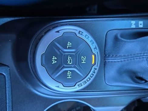 Used 2021 Ford Bronco Outer Banks w/ Sasquatch Package image 23