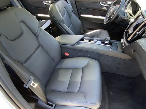 Certified 2025 Volvo XC60 T8 Plus AWD/4WD image 12