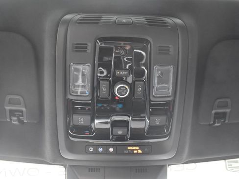 Certified 2026 Cadillac Escalade Platinum Sport w/ LPO, ONYX Package AWD/4WD image 23