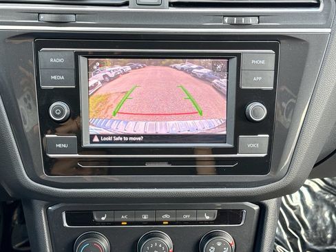 Used 2023 Volkswagen Tiguan S FWD image 23