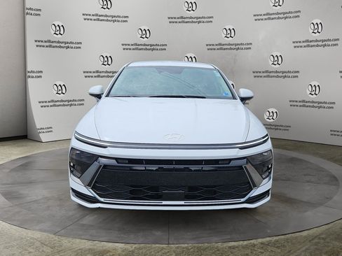 Used 2025 Hyundai Sonata SEL FWD image 8