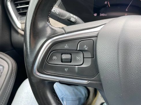 Used 2024 Buick Encore GX Sport Touring FWD image 18