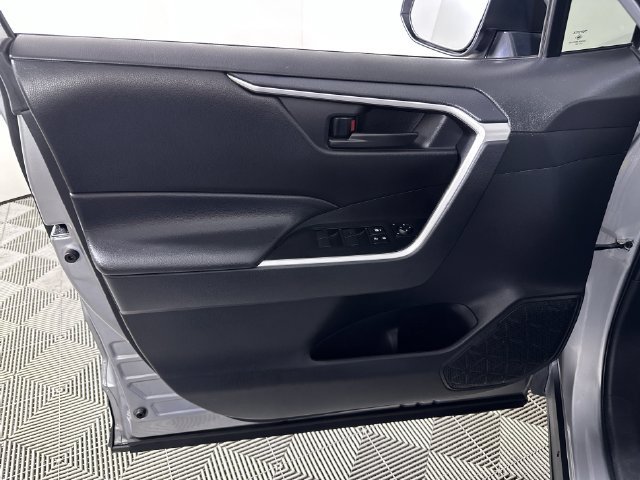 Used 2024 Toyota RAV4 LE AWD/4WD image 23