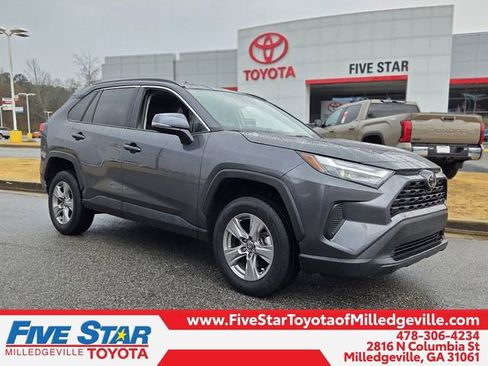 Used 2024 Toyota RAV4 XLE image 1