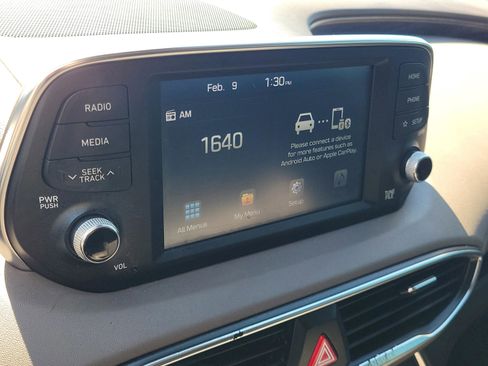 Used 2019 Hyundai Santa Fe SE image 27