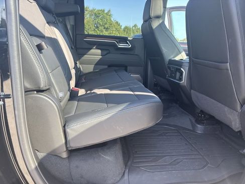 Used 2025 GMC Sierra 2500 Denali w/ Denali Reserve Package image 23