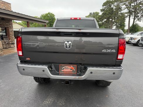 Used 2017 RAM 2500 Tradesman w/ Chrome Appearance Group AWD/4WD image 7