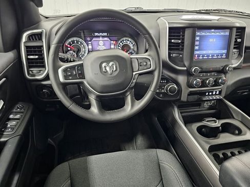Used 2021 RAM 1500 Big Horn AWD/4WD image 14