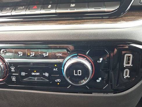 Used 2026 GMC Sierra 1500 SLE w/ Preferred Package image 37