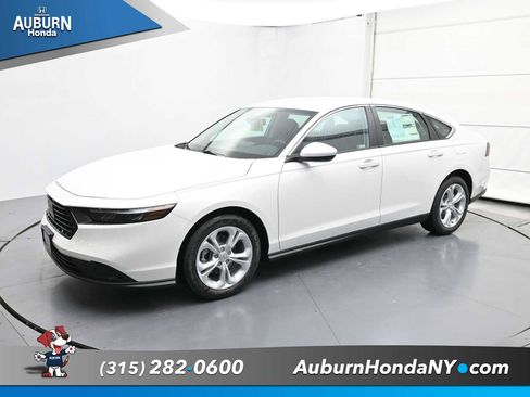 New 2025 Honda Accord LX image 2