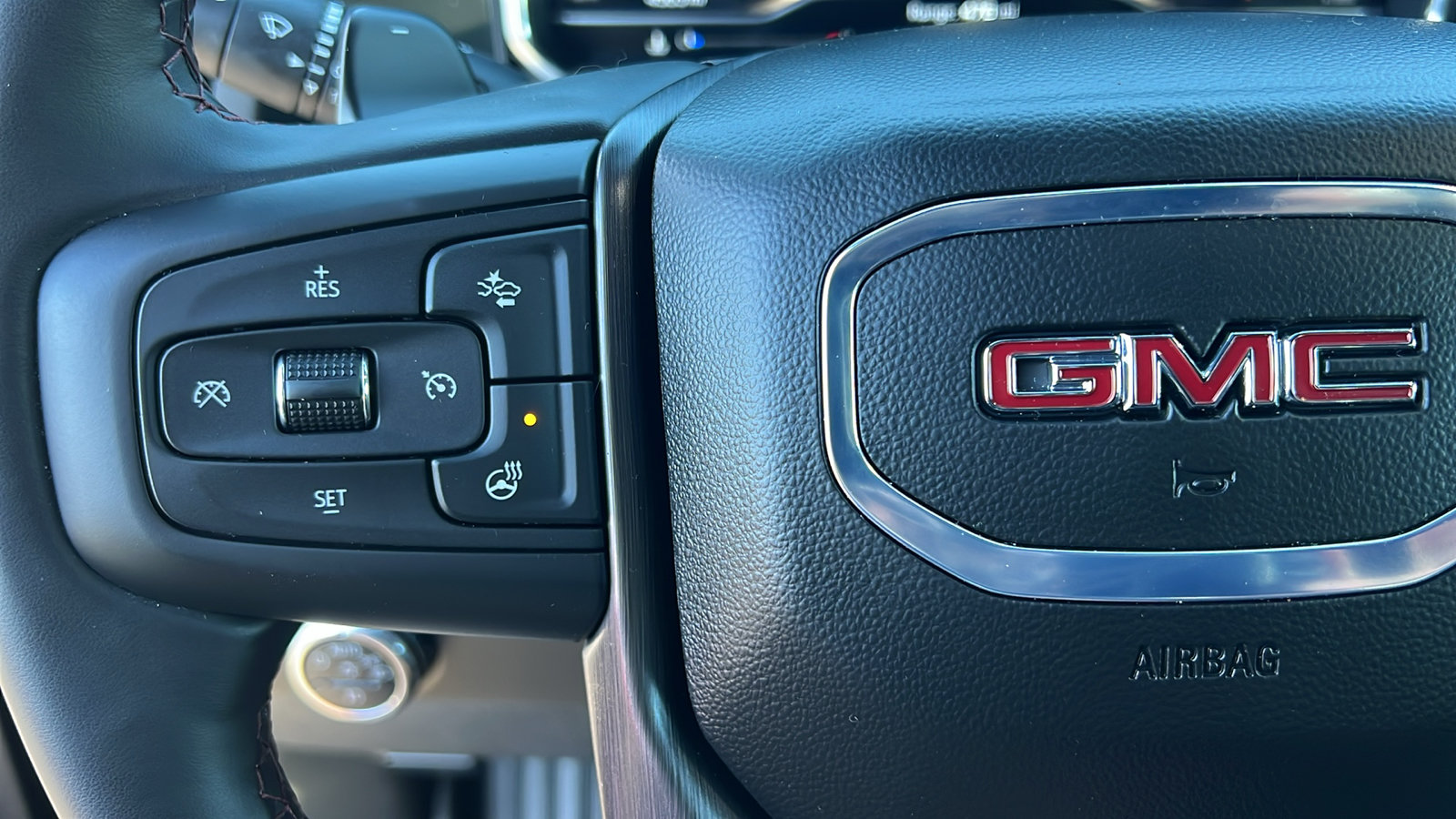Used 2025 GMC Sierra 1500 AT4X AWD/4WD image 26