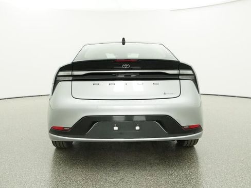New 2026 Toyota Prius Plug-In Hybrid FWD image 23