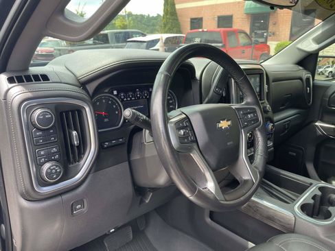 Used 2021 Chevrolet Silverado 1500 LTZ w/ LTZ Premium Package AWD/4WD image 7