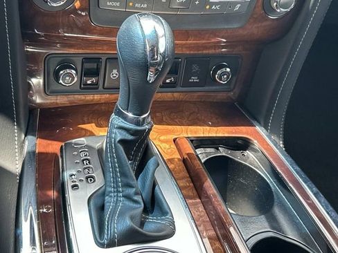 Used 2017 INFINITI QX80 2WD w/ Deluxe Technology Package image 37