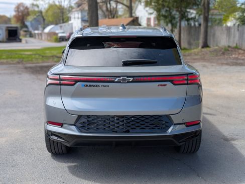 New 2025 Chevrolet Equinox EV RS image 11