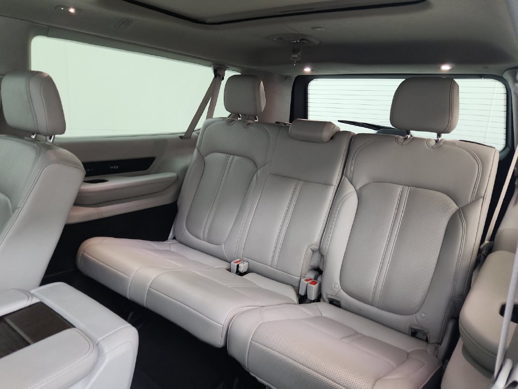 Certified 2024 Jeep Grand Wagoneer L 4WD image 37
