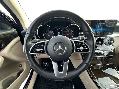 Used 2021 Mercedes-Benz GLC 300 image 12