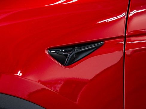 Used 2024 Tesla Model X image 21