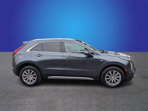 Used 2019 Cadillac XT4 Premium Luxury w/ Enhanced Visibility Package image 6