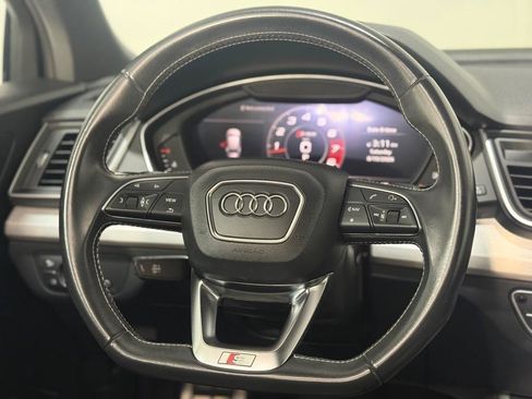 Used 2019 Audi SQ5 Premium Plus w/ Premium Plus Package AWD/4WD image 15
