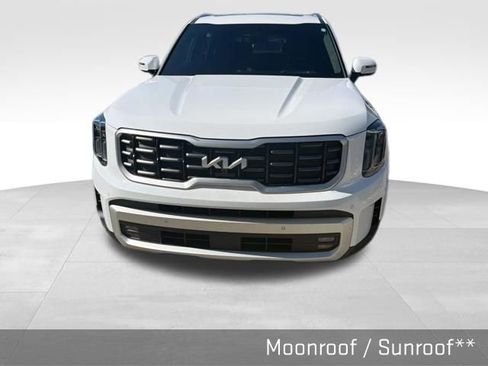 Used 2025 Kia Telluride SX Prestige AWD/4WD image 2