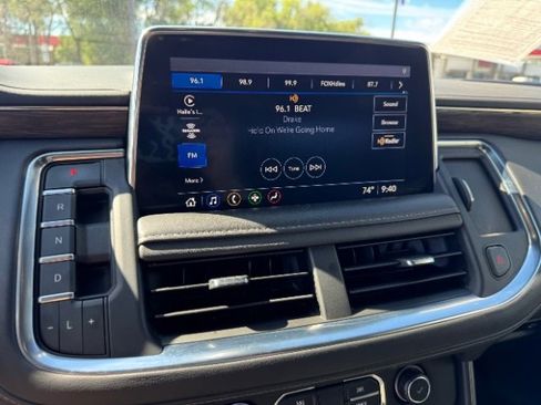 Used 2021 Chevrolet Tahoe Z71 w/ Z71 Off-Road Package image 35