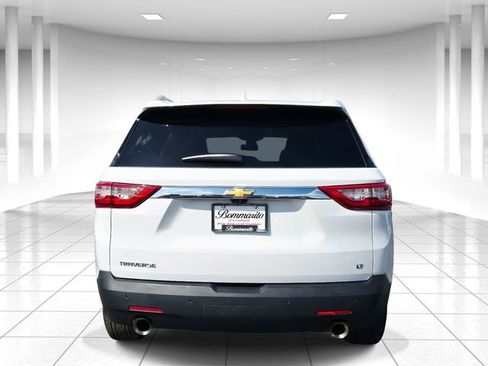 Used 2018 Chevrolet Traverse LT image 4