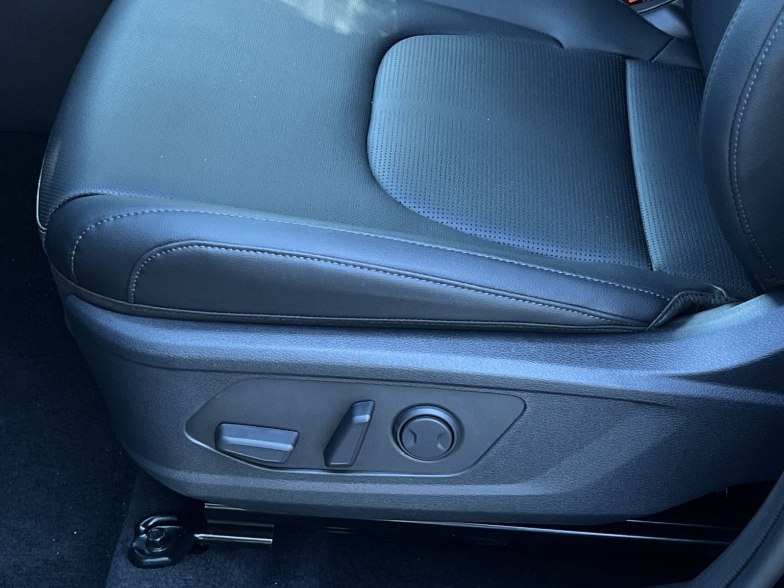 New 2027 Kia Sportage EX FWD image 19
