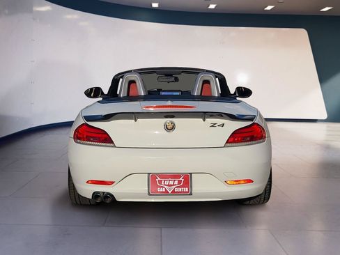 Used 2011 BMW Z4 sDrive30i RWD image 4