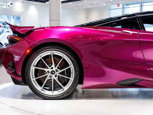 New 2027 McLaren 750S RWD image 24
