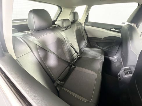 Used 2023 Volkswagen Taos SE image 26