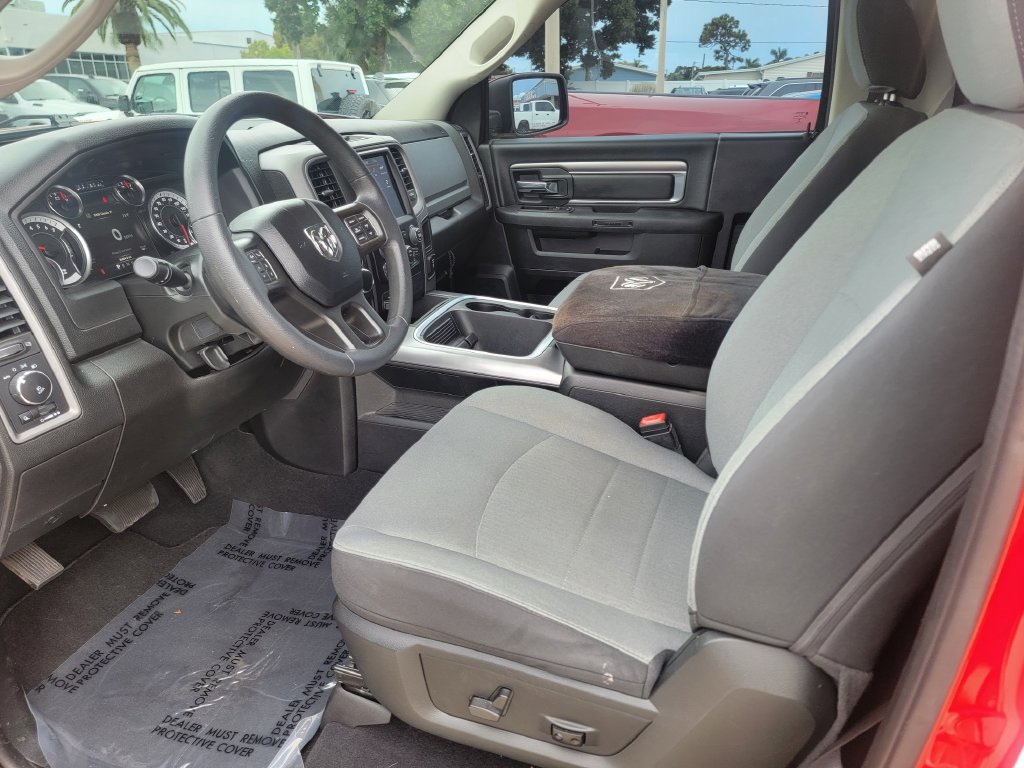 Used 2021 RAM 1500 Express w/ Express Value Package RWD image 11