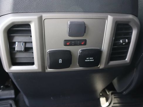 Used 2022 Ford F350 Lariat w/ Lariat Ultimate Package AWD/4WD image 19