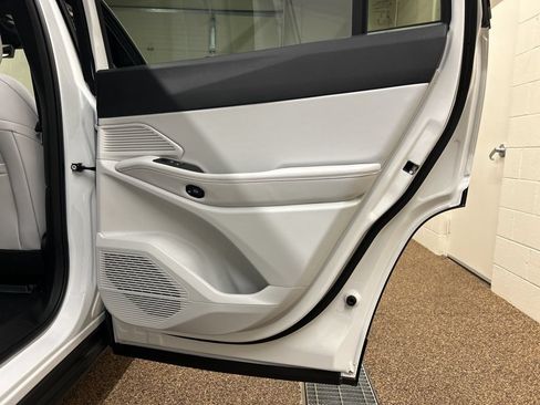 New 2026 Jeep Cherokee Limited AWD/4WD image 15