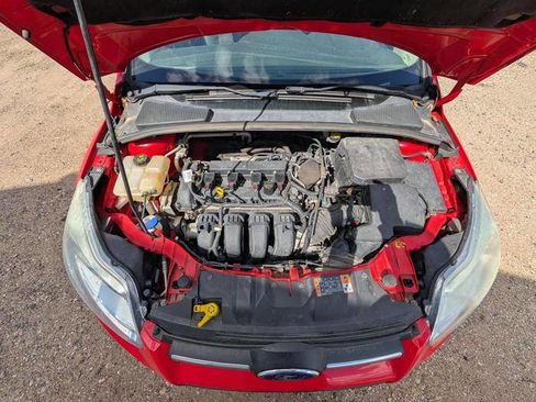 Used 2014 Ford Focus SE w/ SE Winter Package FWD image 42