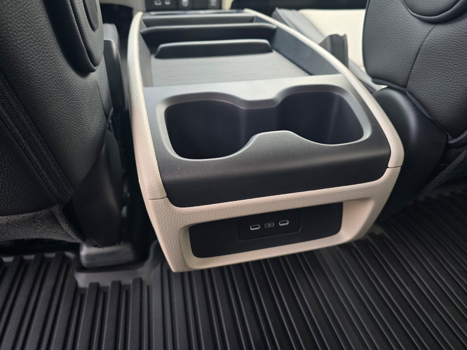 New 2027 Honda Odyssey Elite image 24