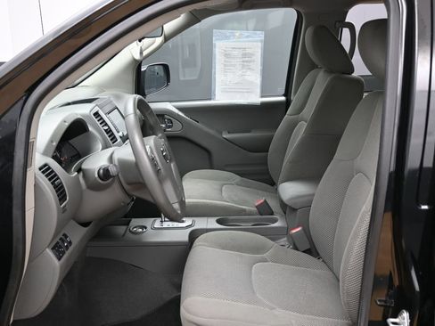 Used 2021 Nissan Frontier SV AWD/4WD image 13