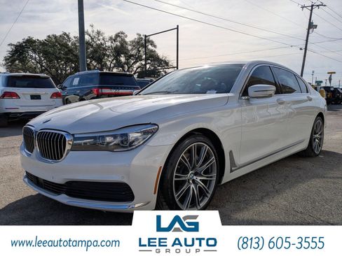 Used 2019 BMW 740i w/ Executive Package image 7