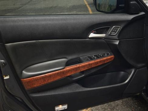 Used 2012 Honda Accord EX-L image 14