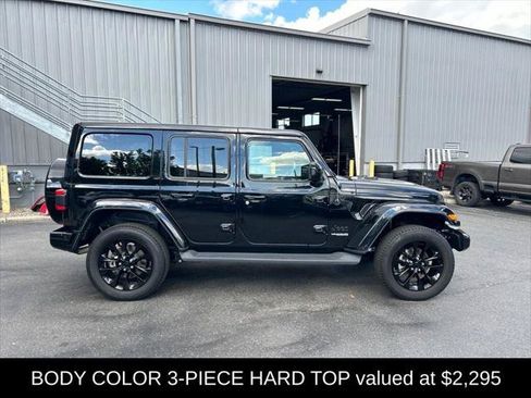 Certified 2020 Jeep Wrangler Unlimited Sahara AWD/4WD image 2